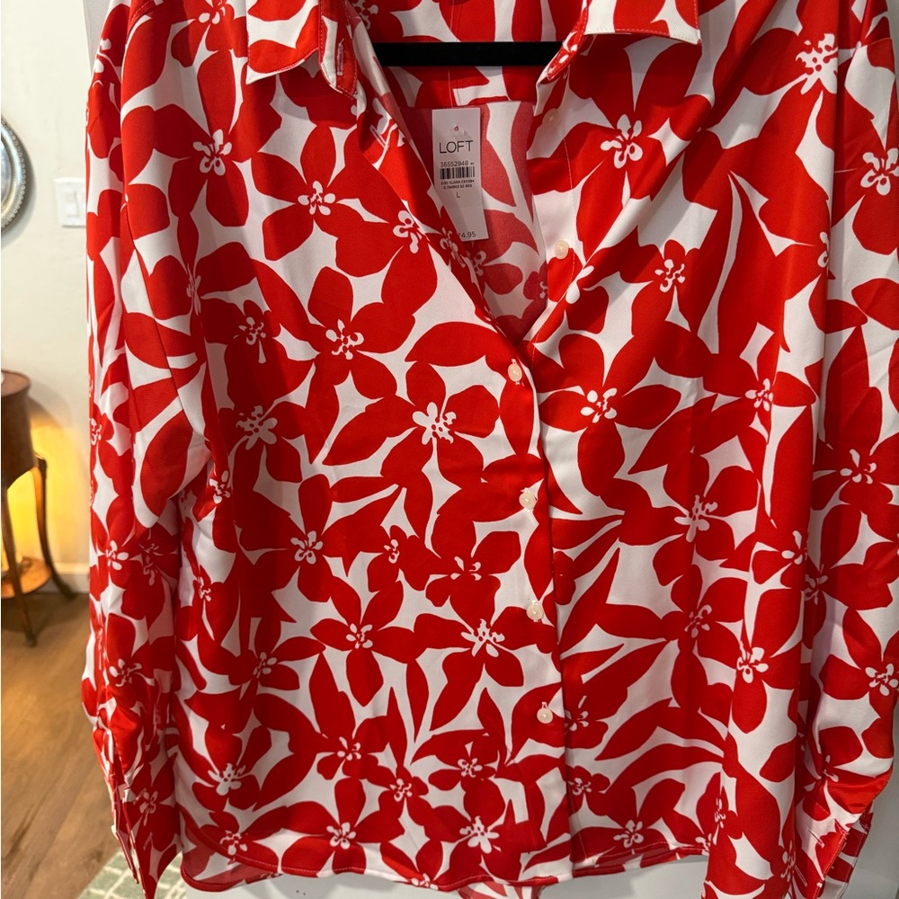 LOFT Red and White Floral Button Down Shirt